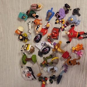 Disney, snooty doo, mickey mouse bundle of small toys